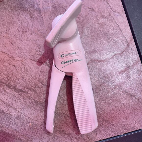 CULINARE SAFETY CAN OPENER  6 1/2" Smooth Edge Can Opener - Picture 1 of 4